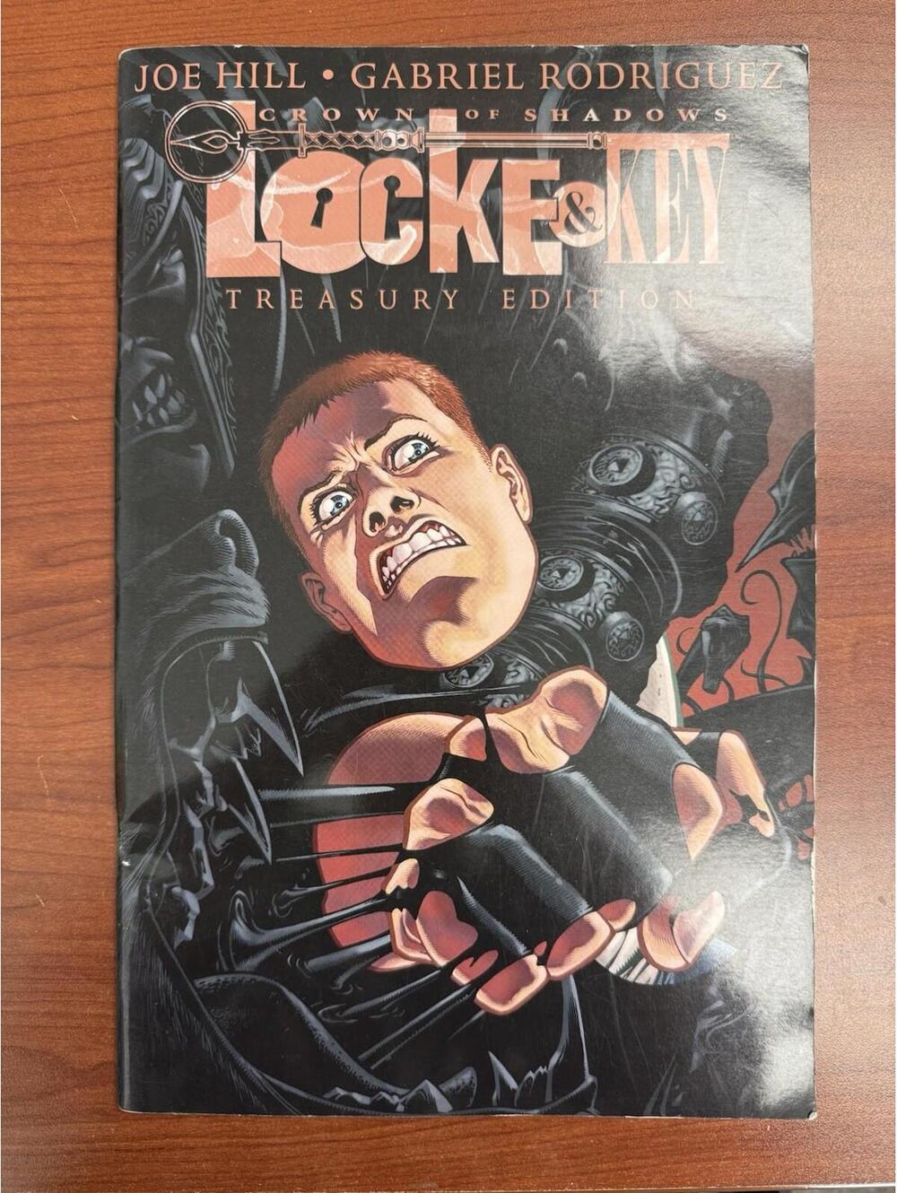 Locke and Key Crown of Shadows Treasury Edition #1 Hill Oversized Netflix comics